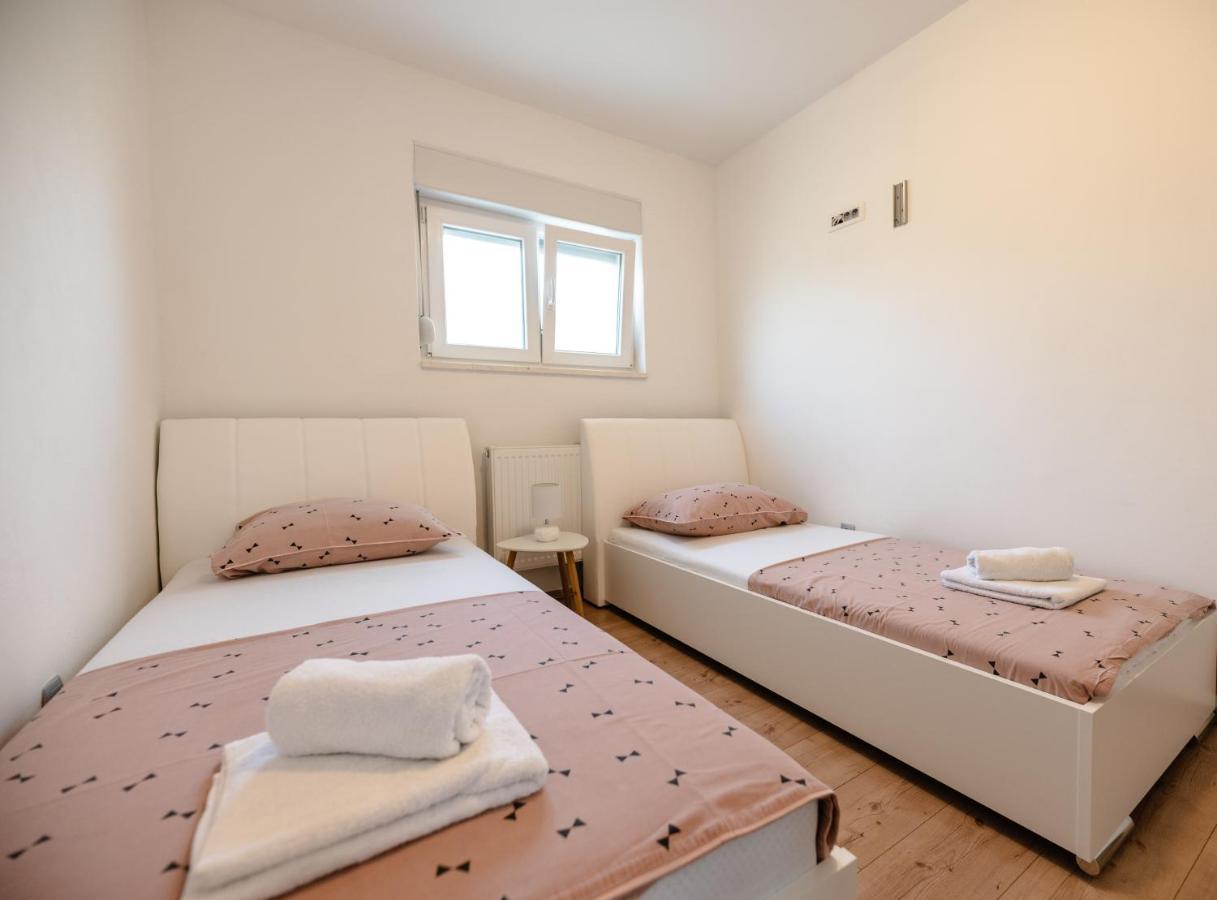 Apartments M Kozino ภายนอก รูปภาพ
